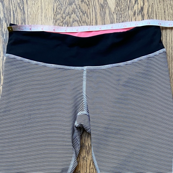Lululemon “Fast and Free” Crop - Picture 9 of 12